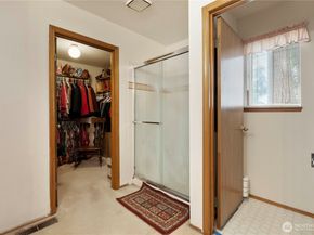10906 NW Crocus Place, Silverdale WA 98383