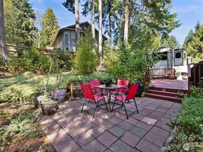 10906 NW Crocus Place, Silverdale WA 98383