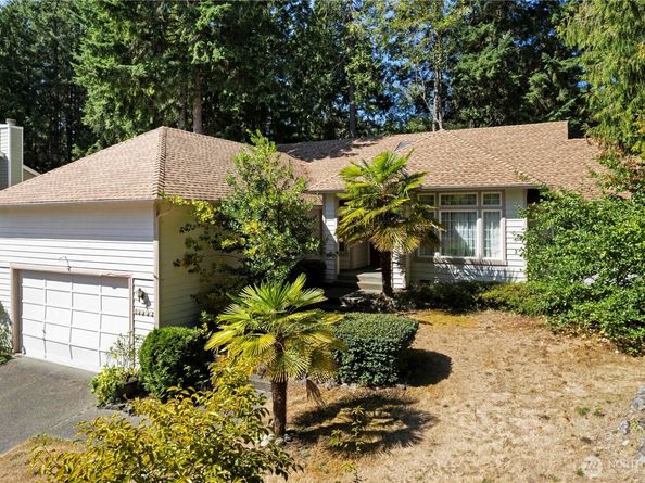 10906 NW Crocus Place, Silverdale WA 98383