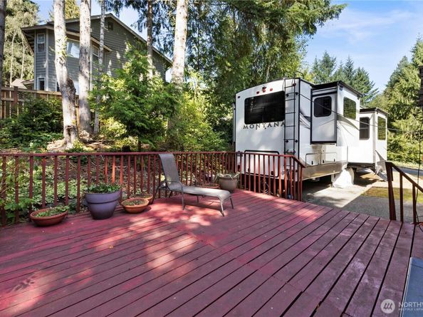 10906 NW Crocus Place, Silverdale WA 98383