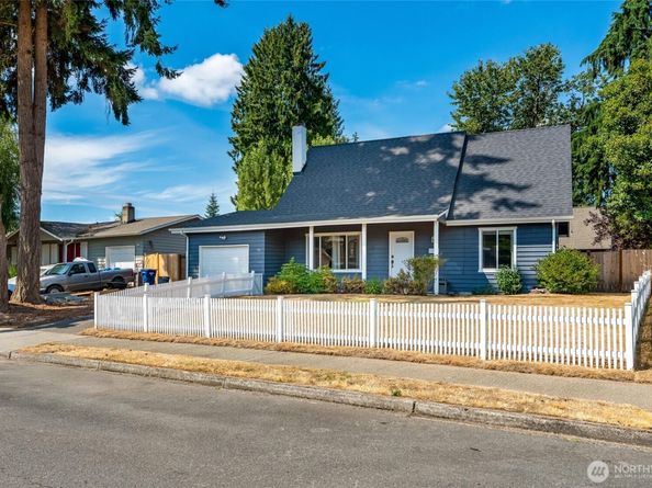 1613 36th Street SE, Auburn WA 98002