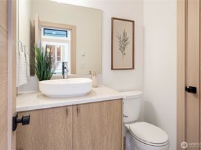 1136 31st Avenue S, Seattle WA 98144