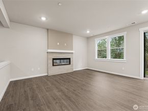 13526 NE 106th Court 28, Kirkland WA 98033