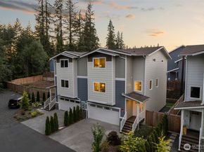 13128 12th Drive SE B, Everett WA 98208