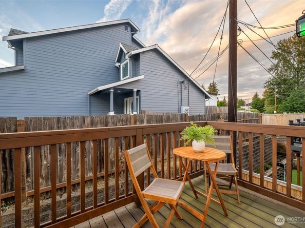 13128 12th Drive SE B, Everett WA 98208