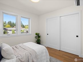 2349 NE 127 Street, Seattle WA 98125
