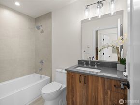 2349 NE 127 Street, Seattle WA 98125