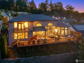 12438 243rd Place NE, Redmond WA 98053