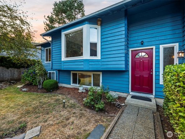 1918 NW Russell Street, Poulsbo WA 98370