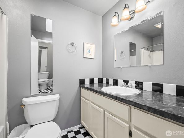 1918 NW Russell Street, Poulsbo WA 98370