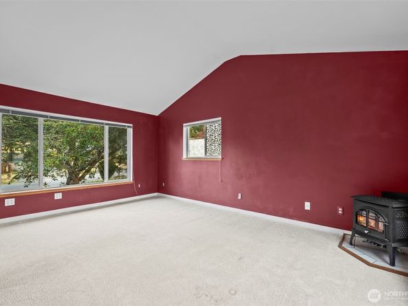 1918 NW Russell Street, Poulsbo WA 98370