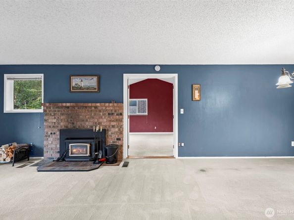 1918 NW Russell Street, Poulsbo WA 98370