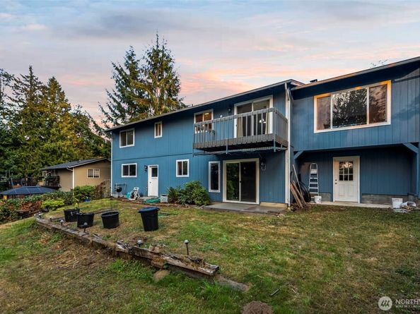 1918 NW Russell Street, Poulsbo WA 98370