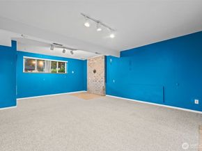 1918 NW Russell Street, Poulsbo WA 98370