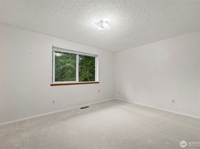 1918 NW Russell Street, Poulsbo WA 98370