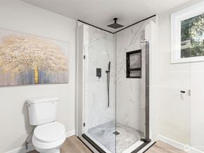 2513 Vashon Court NE, Renton WA 98059