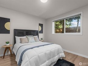2513 Vashon Court NE, Renton WA 98059