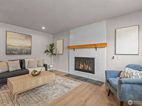 2513 Vashon Court NE, Renton WA 98059