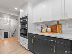 2513 Vashon Court NE, Renton WA 98059