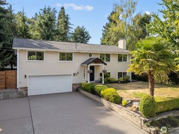 2513 Vashon Court NE