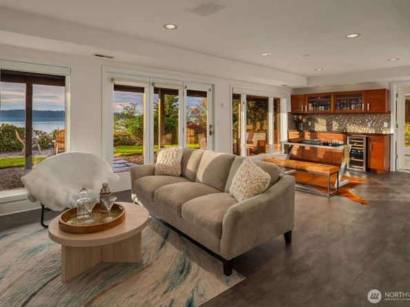 3626 SW Dash Point Road, Federal Way WA 98023