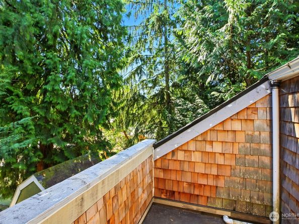 18872 Augusta Avenue NE, Suquamish WA 98392