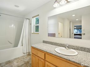 18872 Augusta Avenue NE, Suquamish WA 98392