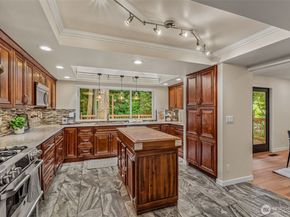 10554 NE 150th Court, Bothell WA 98011