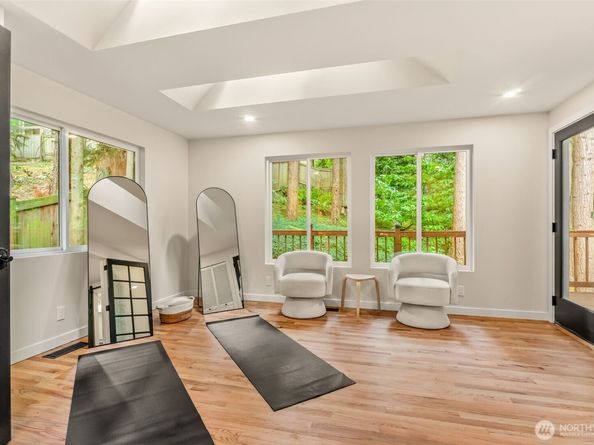 10554 NE 150th Court, Bothell WA 98011