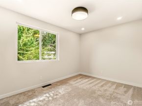 10554 NE 150th Court, Bothell WA 98011