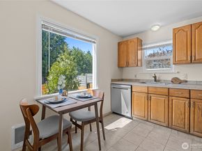 9226 21st Avenue SW, Seattle WA 98106