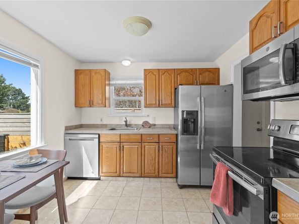 9226 21st Avenue SW, Seattle WA 98106