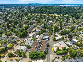 2101 N 55th Street 312, Seattle WA 98103