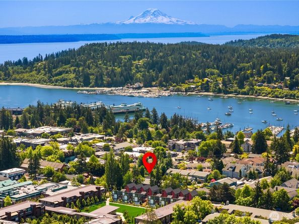 224 Canopy Path NW, Bainbridge Island WA 98110