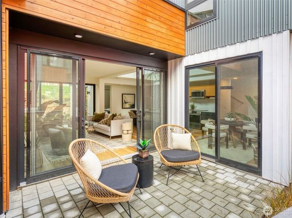 224 Canopy Path NW, Bainbridge Island WA 98110