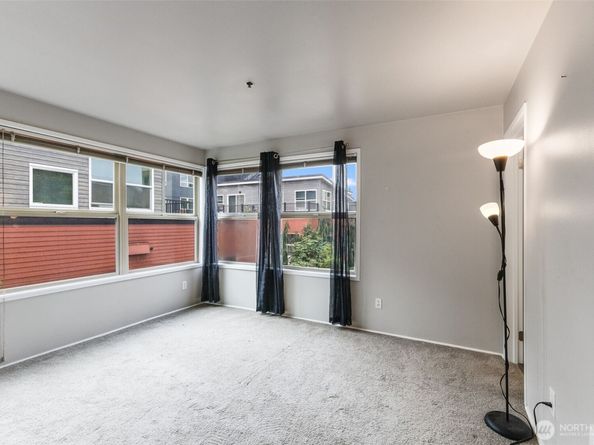 3429 Burke Avenue N  23, Seattle WA 98103