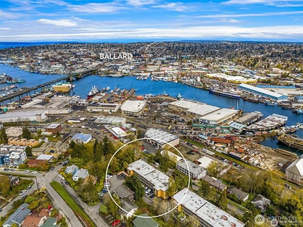 3814 11th Avenue W Apt 23, Seattle WA 98119