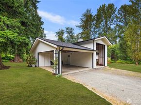 10454 Forbes Creek Drive, Kirkland WA 98033