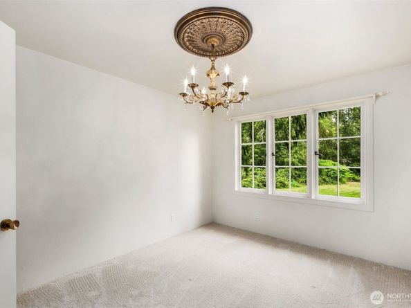 10454 Forbes Creek Drive, Kirkland WA 98033