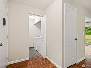 4415 145th Avenue NE H5, Bellevue WA 98007