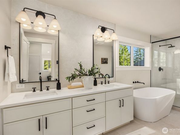 10511 NE 112th Street, Kirkland WA 98033