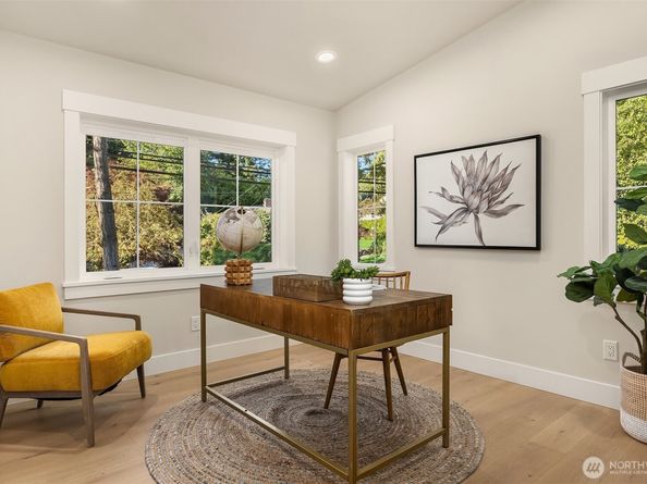 10511 NE 112th Street, Kirkland WA 98033
