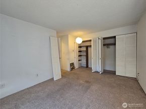 2520 S 317 Street 103, Federal Way WA 98003
