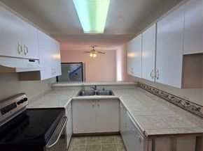 2520 S 317 Street 103, Federal Way WA 98003