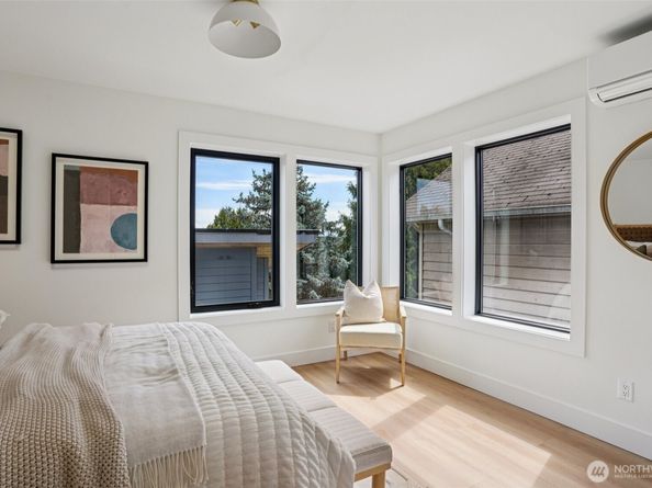 3714 Bagley Avenue N, Seattle WA 98103