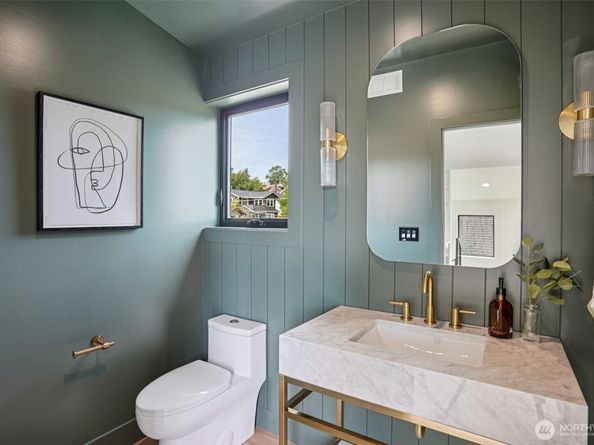 3714 Bagley Avenue N, Seattle WA 98103