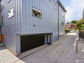 3714 Bagley Avenue N, Seattle WA 98103