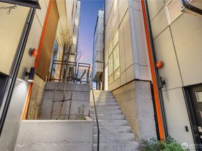 3611 2nd Avenue NW, Seattle WA 98107