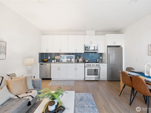 3611 2nd Avenue NW, Seattle WA 98107