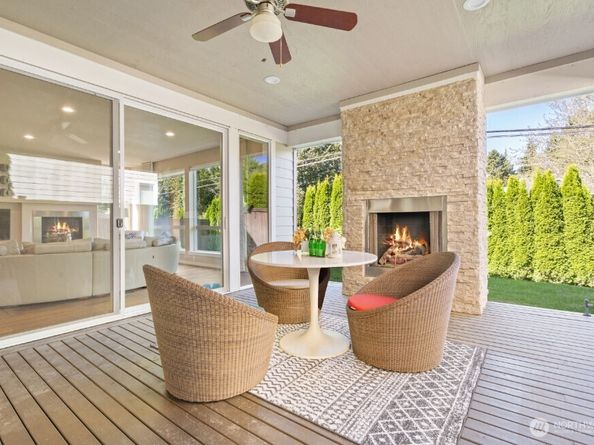 16425 SE 46th Court, Bellevue WA 98006